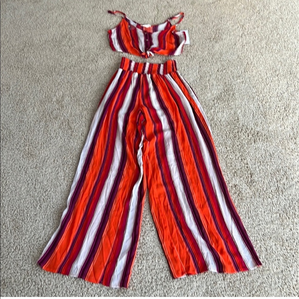 New! Illa Illa medium orange striped two piece set.
